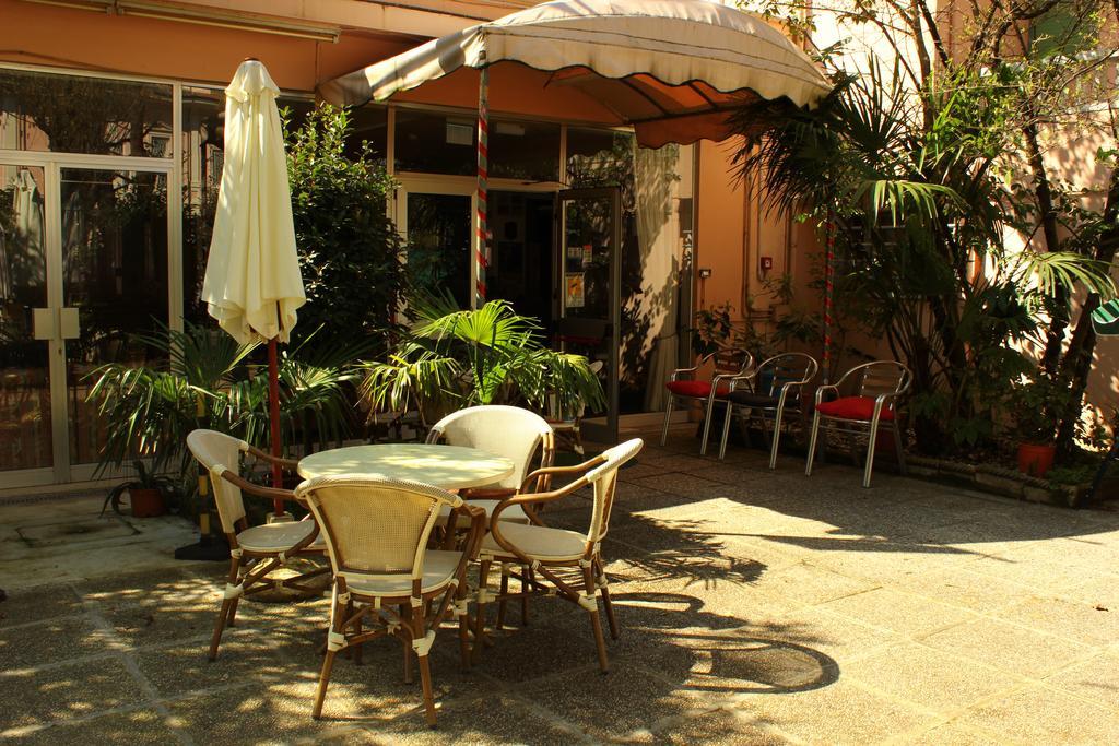 Hotel Roxy Floridiana リミニ エクステリア 写真