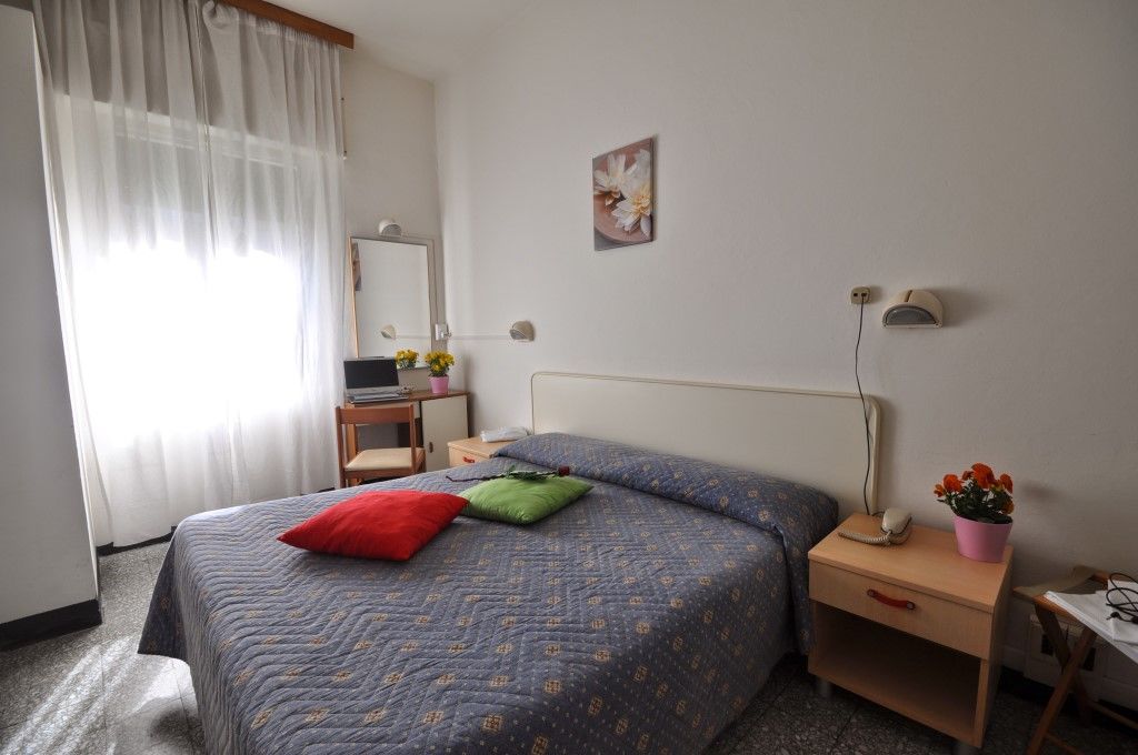Hotel Roxy Floridiana リミニ エクステリア 写真