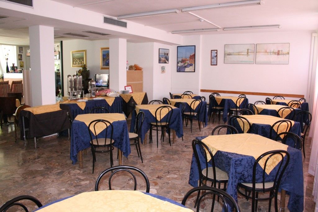 Hotel Roxy Floridiana リミニ エクステリア 写真